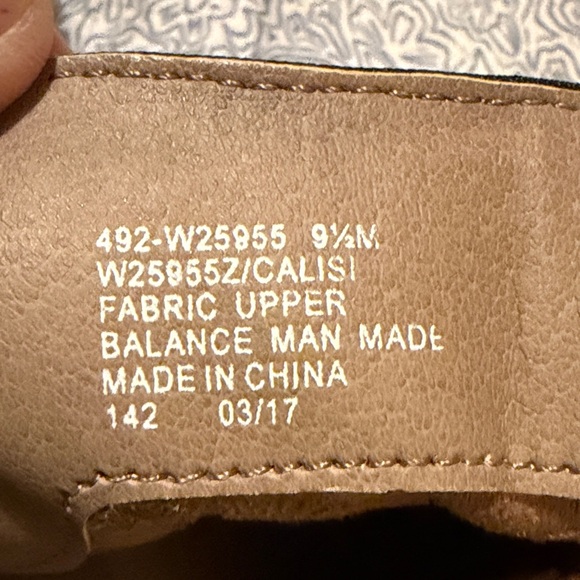 White Mountain Navy Ankle Boots - Picture 10 of 10